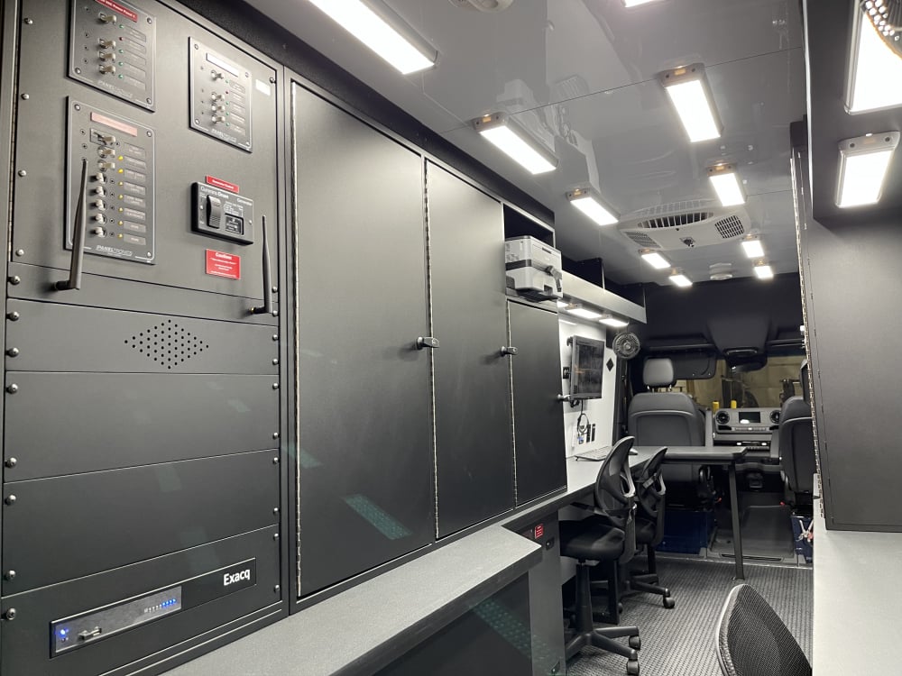 15' Mobile Command Van 