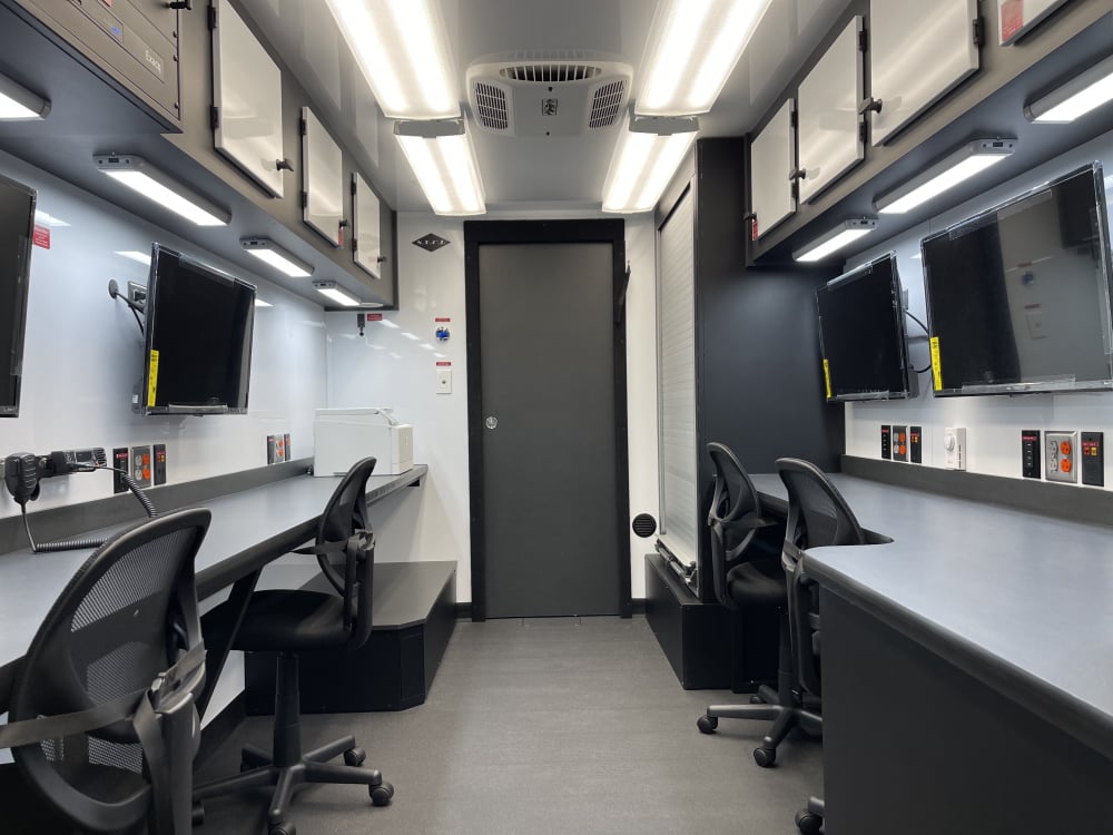 22' Mobile Command Truck